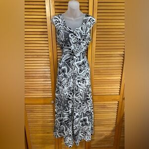 Vintage D.B.Y. Ltd. : Cool, patterned romper with sea turtles and flowers